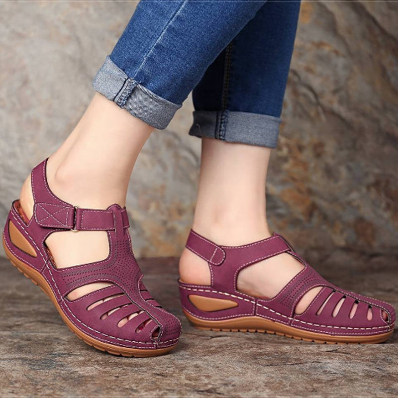 Leni – Comfort Sandals with Soft Elevation