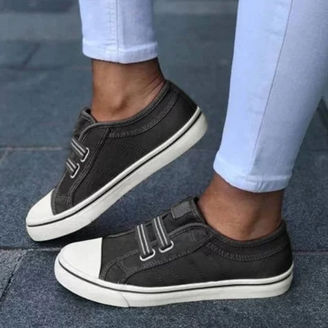 Hanna - Stylish Slip-On Sneakers