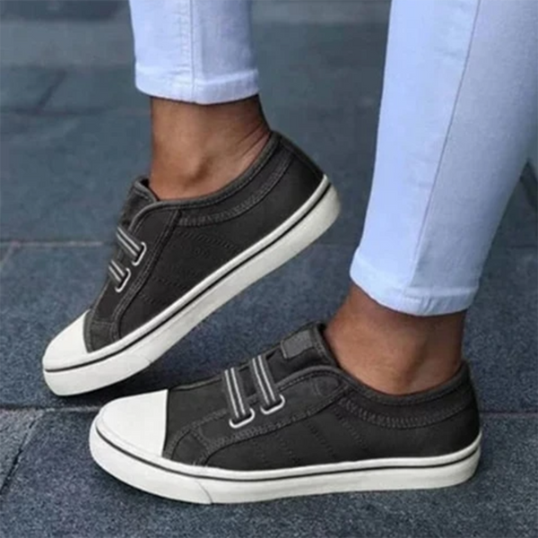 Hanna - Stylish Slip-On Sneakers