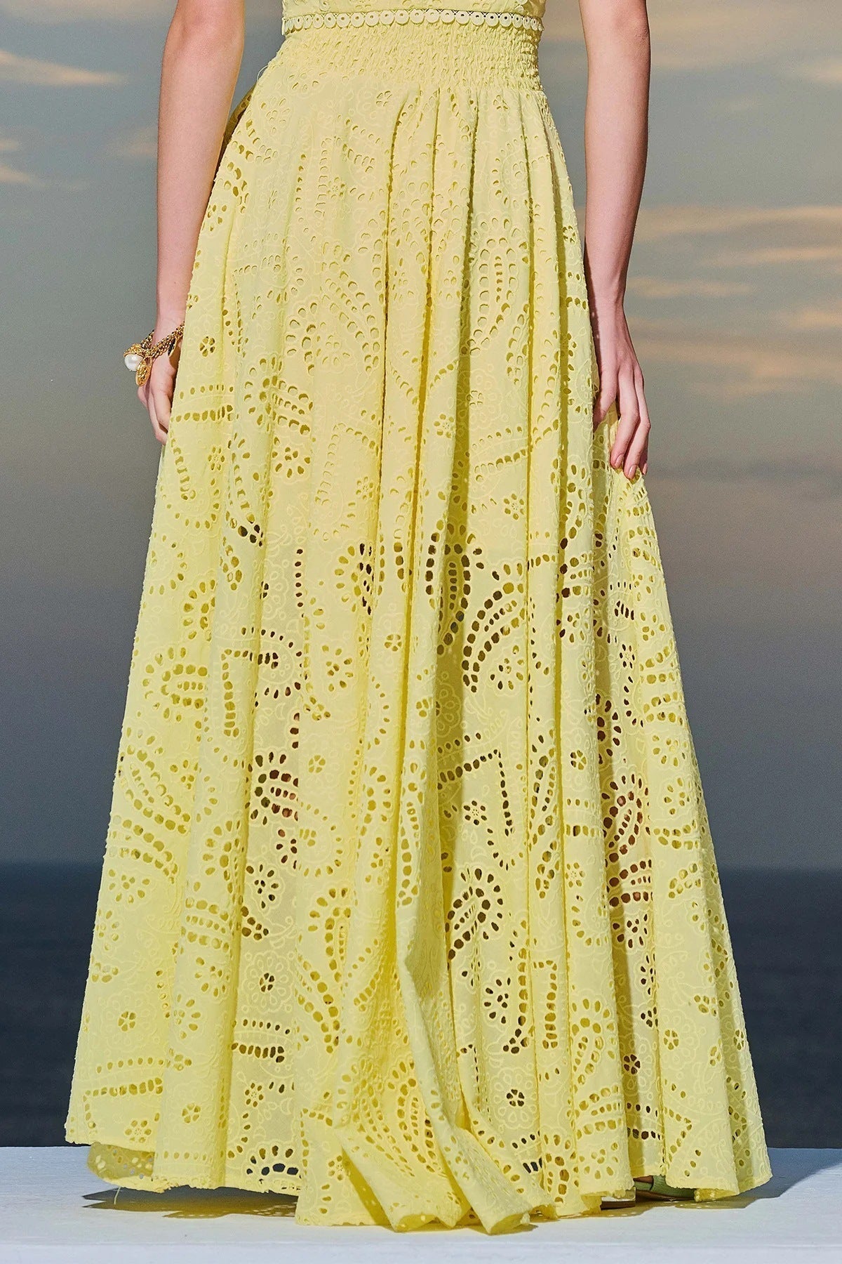 Linda | Robe fluide en dentelle pour femmes