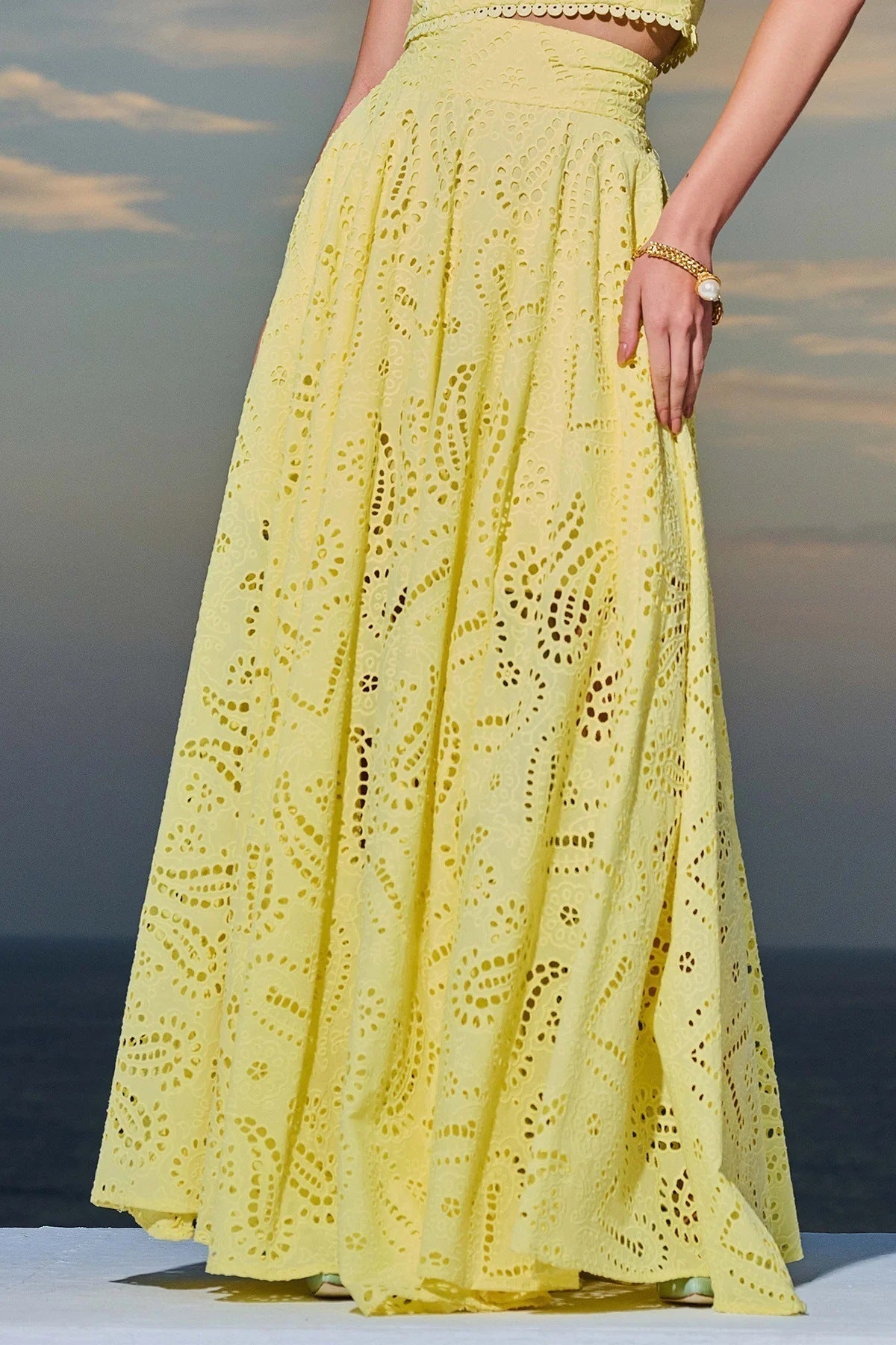 Linda | Robe fluide en dentelle pour femmes