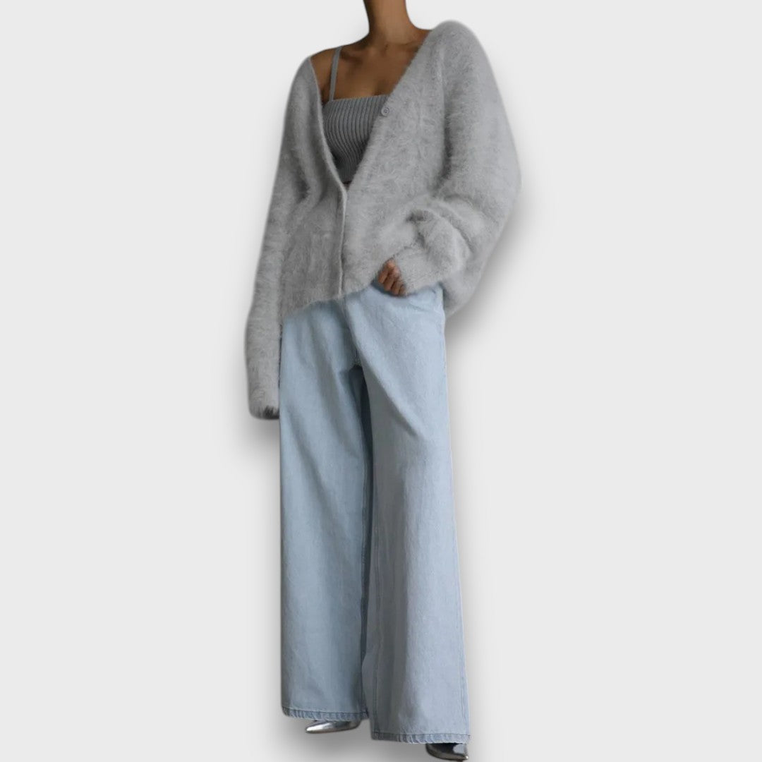 Laria – Cardigan Doux au Coup Classique