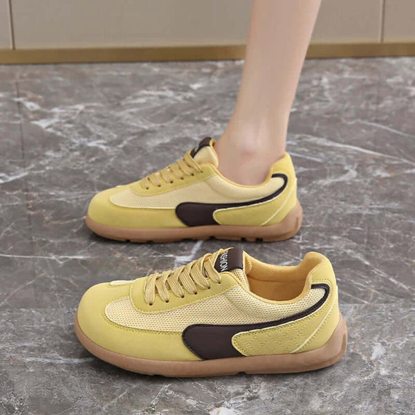 Sarah - Shoes with a Wide Toe Box