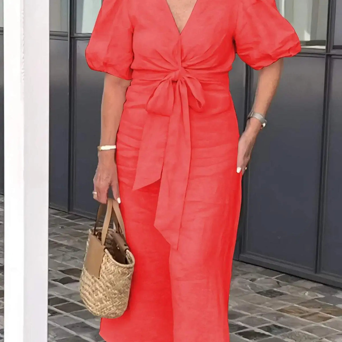 Daria | Soft Confidence Midi Dress – Elegance You Can Feel