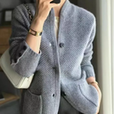 Gris