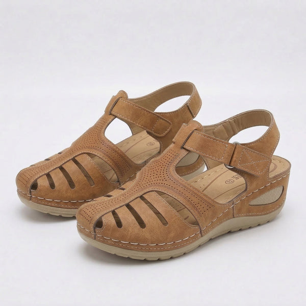 Leni – Comfort Sandals with Soft Elevation