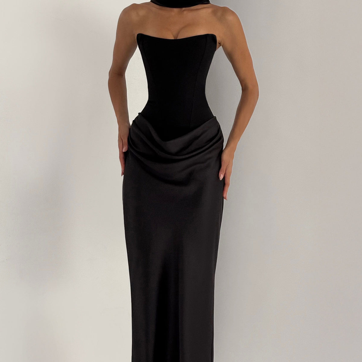 Maggie Maxi Dress - Black