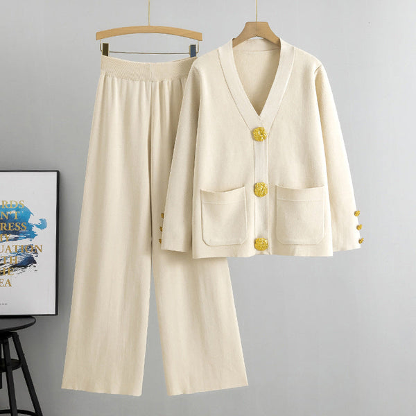 Kathleen | Ensemble Tricot Élégant avec Boutons Dorés